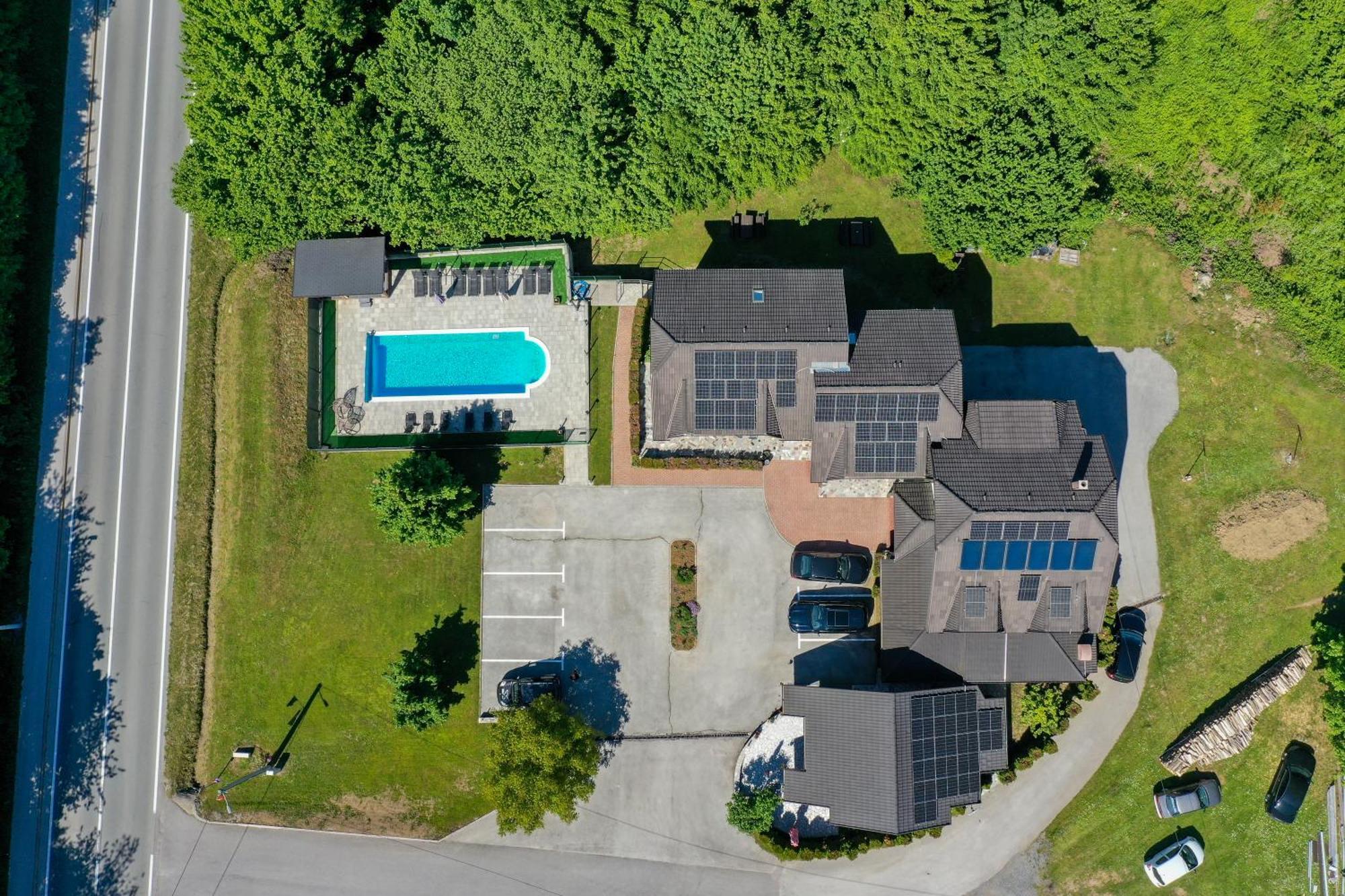 Villa Cancar Grabovac  Exteriör bild