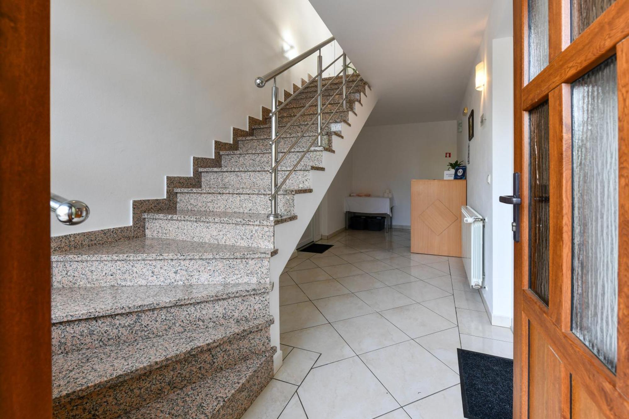 Villa Cancar Grabovac  Exteriör bild