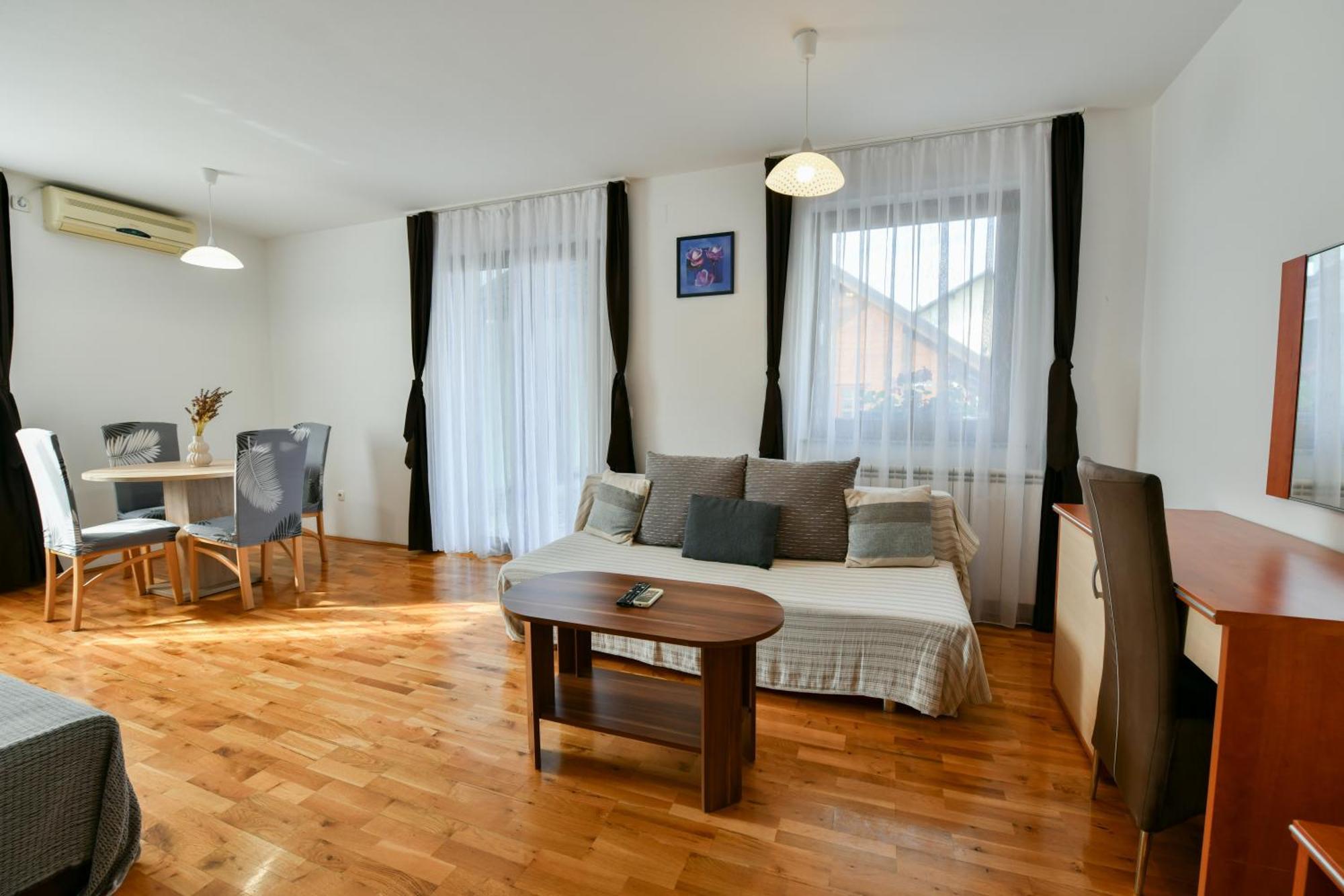 Villa Cancar Grabovac  Exteriör bild